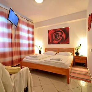 https://ajo-garden-apartment.vienna-besthotels.com