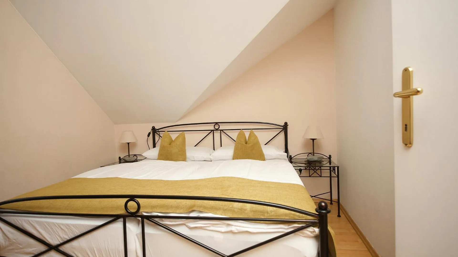 Sauerweingut Apartment Salzburg