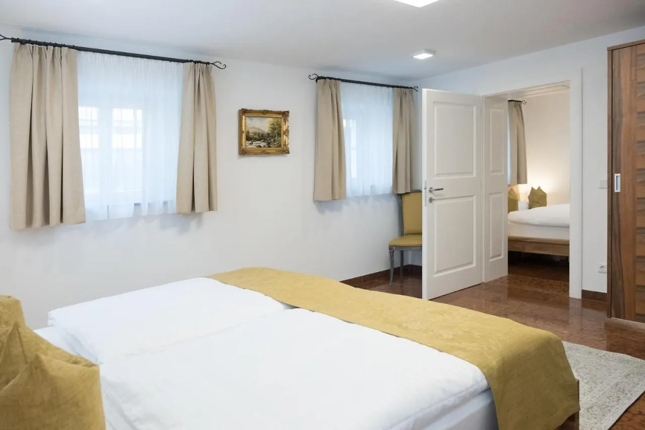 Sauerweingut Apartment Salzburg Austria